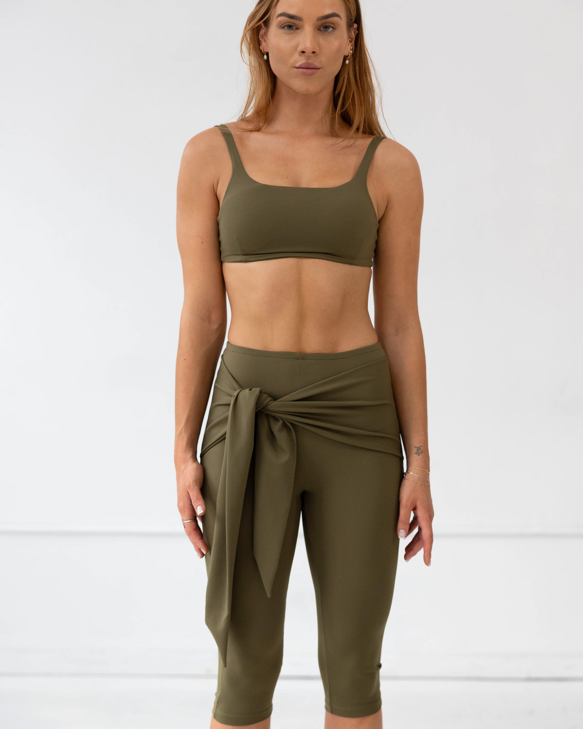 Tie Around Capri Leggings