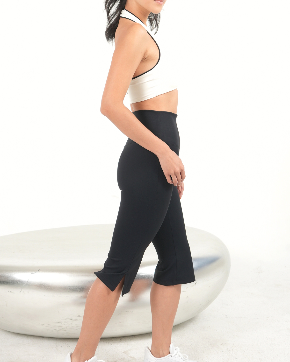 The Flared Capri Leggings