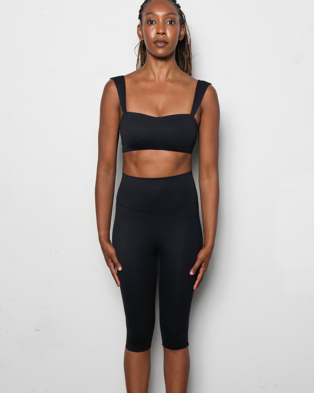 The Capri Leggings - Black