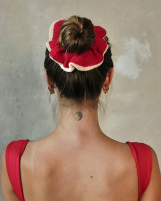 Knitted Jumbo Scrunchie - Red/Ivory
