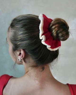 Knitted Jumbo Scrunchie - Red/Ivory